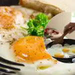 Migliorare drasticamente il sapore delle normali uova strapazzate: qe ingrediente