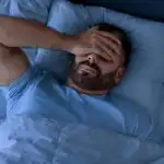Questo errore quotidiano del sonno potrebbe danneggiare il cuore: l'avvertimento dei cardiologi Questo errore quotidiano del sonno potrebbe danneggiare il cuore: l'avvertimento