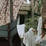 Sole e corda rovinano gli asciugamani: come asciugare correttamente il bucato all'aperto Sole e corda rovinano gli asciugamani: come asciugare correttamente il